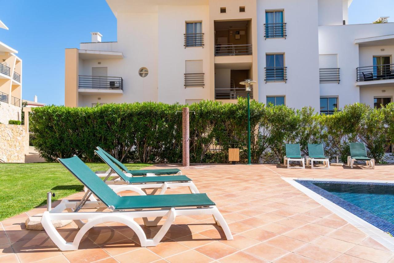 Bnb Homes Ocean View Apartment With Relax Terrace, 2 Swimming Pools & Tennis Court Albufeira Exterior foto