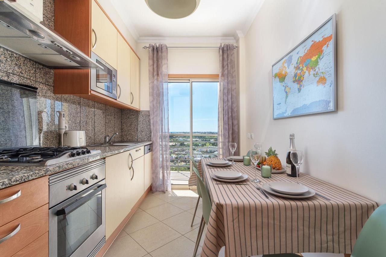 Bnb Homes Ocean View Apartment With Relax Terrace, 2 Swimming Pools & Tennis Court Albufeira Exterior foto